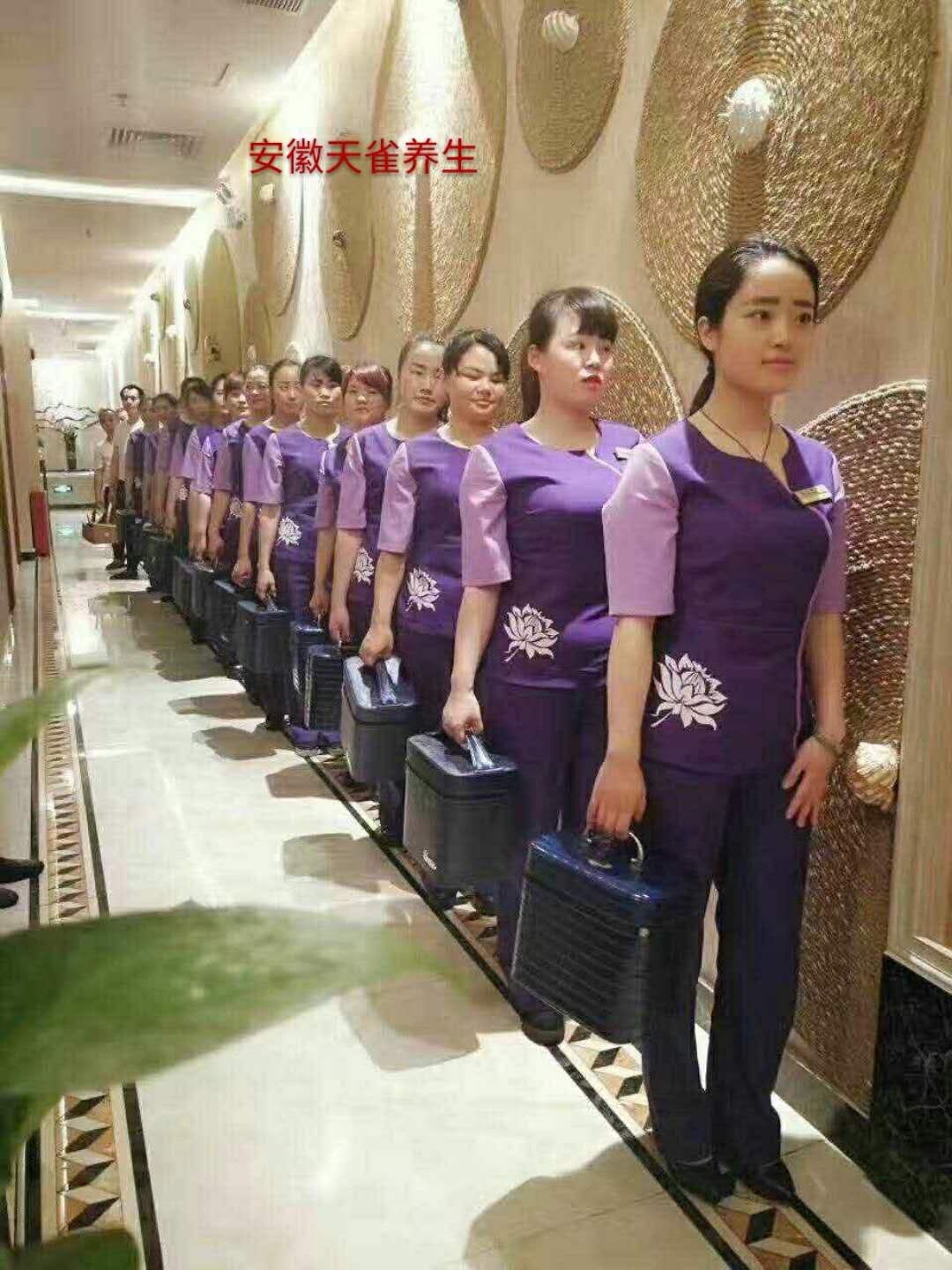 天雀足疗技师风采